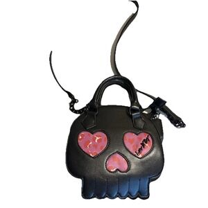 NWOT Luv Betsey Skull Heart Halloween Crossbody Purse Black Pink Goth Emo Bag